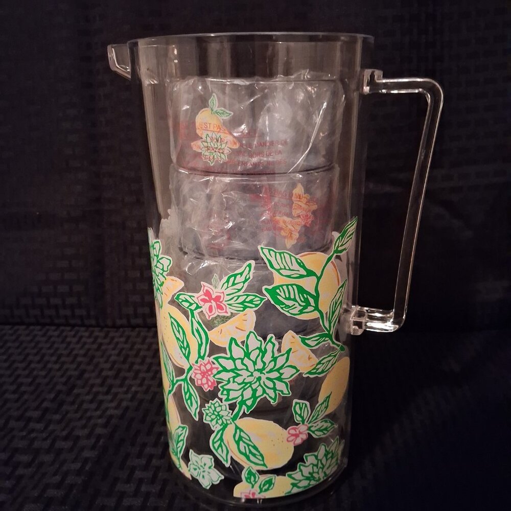 New Lilly Pulitzer Floral Make Lemonade Pitcher and Cup Set of 4 GWP No Box